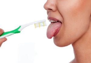 舌苔が増えてしまう原因と対処法